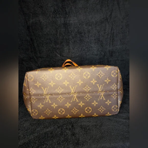 Louis Vuitton Brown Monogram Ièna PM - Picture 4 of 11